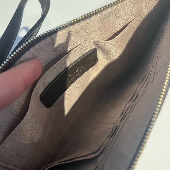 Animal print pattern, Micheal Kors Clutch! - Picture 4 of 4